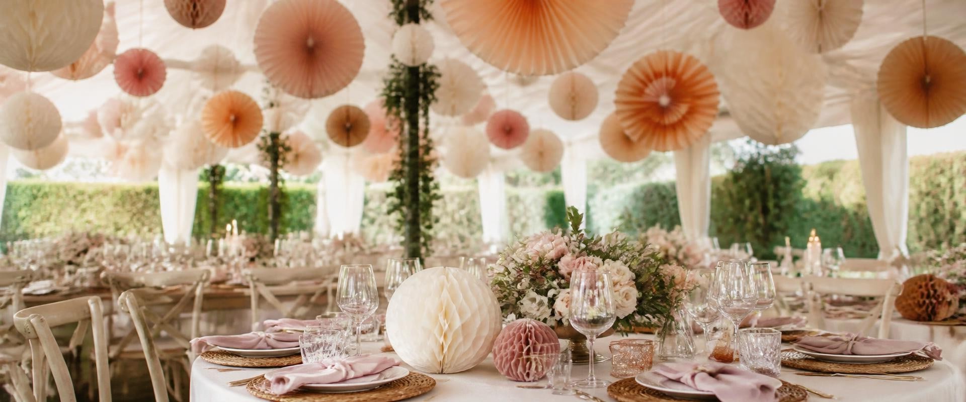 Creative Ways to Incorporate Paper Goods into Your Wedding Decor