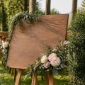 Incorporating Signage into Your Wedding Decor: Creative Ideas and Tips